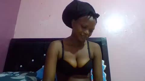 prettywendy21 online show from 9, 9, 2025