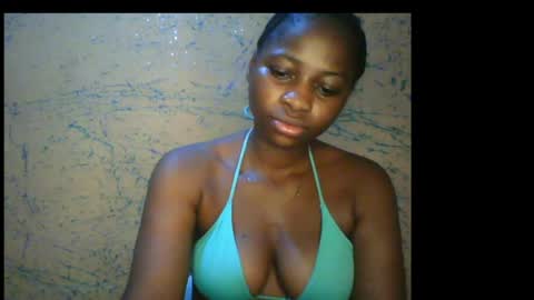 Snapshot of prettyxxpac chatting on 28, 4, 2026 prettyxxpac online show from 28, 4, 2026