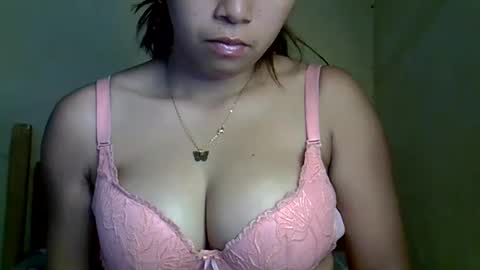 Snapshot of prettyy01 chatting on 28, 5, 2026 prettyy01 online show from 28, 5, 2026