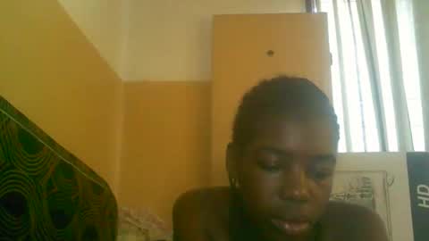 Snapshot of prettyzuzu chatting on 24, 10, 2025 prettyzuzu online show from 24, 10, 2025