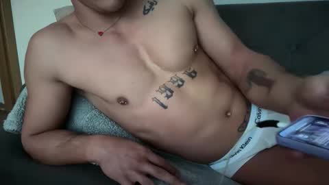 Snapshot of pretwunk chatting on 4, 12, 2025 pretwunk online show from 4, 12, 2025