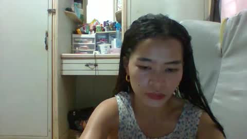 Snapshot of prety784828 chatting on 27, 5, 2026 prety784828 online show from 27, 5, 2026