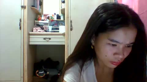 Snapshot of prety784828 chatting on 9, 6, 2026 prety784828 online show from 9, 6, 2026