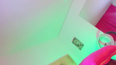 Snapshot of pretygirltsxxx chatting on 9, 6, 2026 pretygirltsxxx online show from 9, 6, 2026
