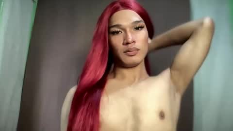 Snapshot of pricelessbeautyxxx chatting on 18, 12, 2025 TINA online show from 18, 12, 2025