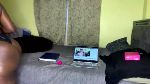 Snapshot of pricky375313 chatting on 25, 5, 2026 pricky375313 online show from 25, 5, 2026