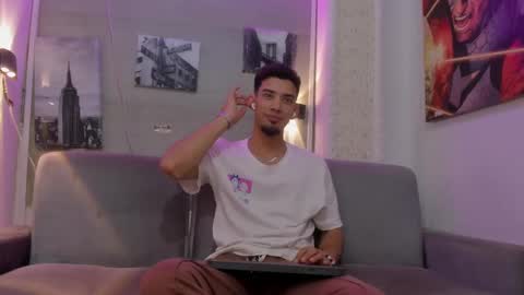 Snapshot of prince_arthur77 chatting on 29, 12, 2024 prince_arthur77 online show from 29, 12, 2024