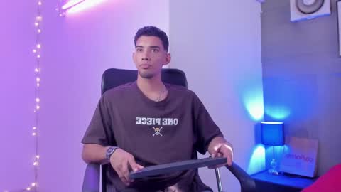 Snapshot of prince_arthur77 chatting on 12, 1, 2025 prince_arthur77 online show from 12, 1, 2025