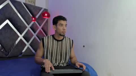 Snapshot of prince_arthur77 chatting on 26, 1, 2025 prince_arthur77 online show from 26, 1, 2025