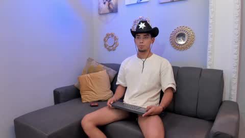 Snapshot of prince_arthur77 chatting on 8, 2, 2025 prince_arthur77 online show from 8, 2, 2025