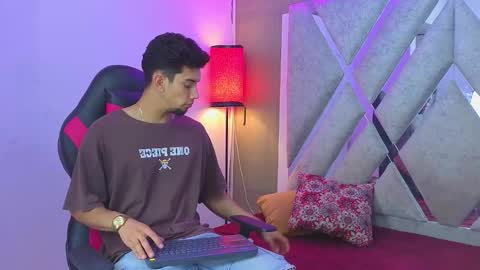 prince_arthur77 online show from 13, 3, 2026