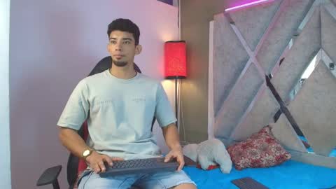 prince_arthur77 online show from 18, 4, 2026