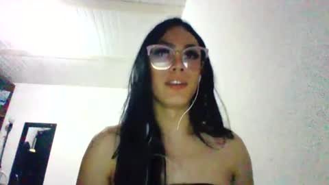 Snapshot of princess_0302 chatting on 9, 2, 2025 princess_0302 online show from 9, 2, 2025