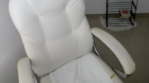 valery dollx online show from 31, 1, 2025