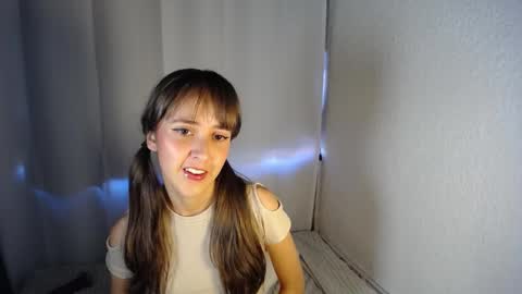 Emily online show from 26, 12, 2024