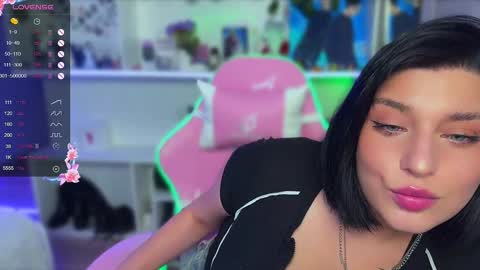 Lina online show from 11, 1, 2025