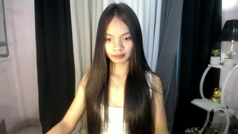 Snapshot of princess_luxe chatting on 26, 2, 2026 Cutie Princess online show from 26, 2, 2026