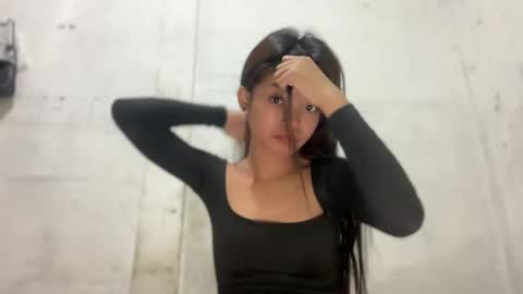 Snapshot of princess_luxe chatting on 4, 6, 2026 Cutie Princess online show from 4, 6, 2026