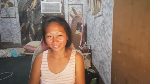 IM MARRY LOOKING SERIOUS IM NEW HERE AND HOPE RESPECT ME online show from 16, 3, 2026