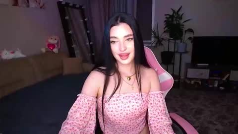 princessamira1 online show from 22, 10, 2025