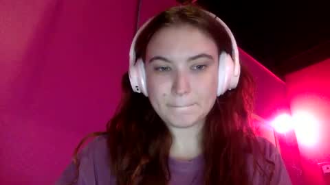 Snapshot of princessannieviolet chatting on 22, 9, 2025 Annie Violet online show from 22, 9, 2025