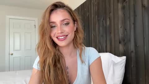 Snapshot of princessbbgirl chatting on 4, 2, 2025 princessbbgirl online show from 4, 2, 2025