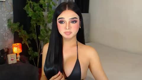 Snapshot of princesshugecumontop chatting on 4, 12, 2024 PrincessDONT FORGET TO FOLLOW ME online show from 4, 12, 2024