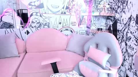   online show from 14, 2, 2025