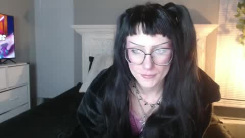 Snapshot of princessminxxy chatting on 24, 1, 2025 princessminxxy online show from 24, 1, 2025