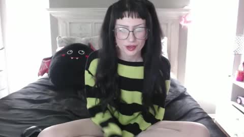 Snapshot of princessminxxy chatting on 28, 2, 2025 princessminxxy online show from 28, 2, 2025