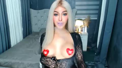 Snapshot of princessofcums69 chatting on 25, 10, 2025 Love online show from 25, 10, 2025