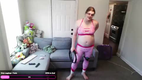 Snapshot of princessstarpuppybi chatting on 27, 7, 2026 PuppyAshley online show from 27, 7, 2026