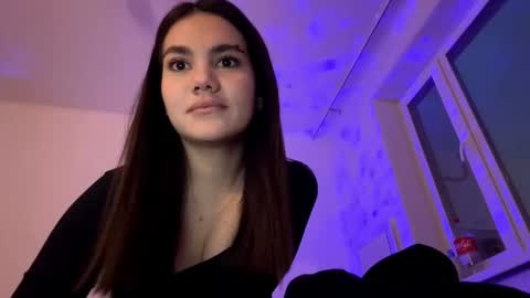 Snapshot of priscilaflores chatting on 30, 10, 2025 Kalie online show from 30, 10, 2025