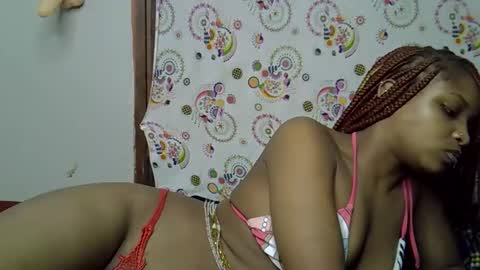Snapshot of priya_queen chatting on 30, 5, 2026 priya_queen online show from 30, 5, 2026
