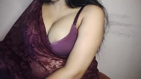 priyu_ online show from 17, 11, 2025