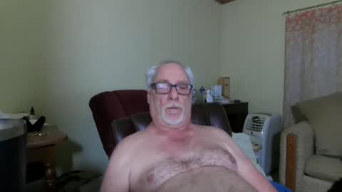Snapshot of prlbob77 chatting on 1, 3, 2026 prlbob77 online show from 1, 3, 2026