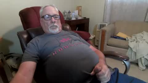 Snapshot of prlbob77 chatting on 7, 7, 2026 prlbob77 online show from 7, 7, 2026