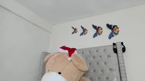 Profana Red online show from 27, 12, 2024