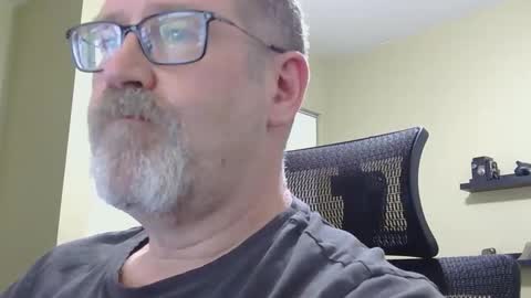 Snapshot of professor21255 chatting on 22, 9, 2025 professor21255 online show from 22, 9, 2025