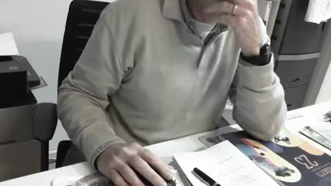 mature hairy guy online show from 19, 12, 2024