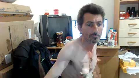 Mariusz online show from 4, 7, 2026