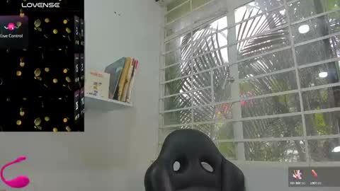 psique_naughty2 online show from 5, 3, 2025