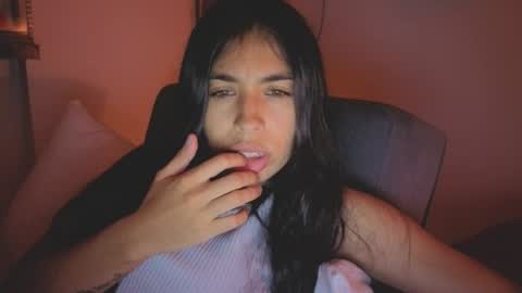 Snapshot of pssiquiss chatting on 20, 5, 2026 Katerine online show from 20, 5, 2026