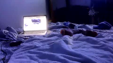 Snapshot of ptut82 chatting on 22, 5, 2026 ptut82 online show from 22, 5, 2026