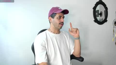 Snapshot of puch16 chatting on 22, 9, 2025 Diego online show from 22, 9, 2025