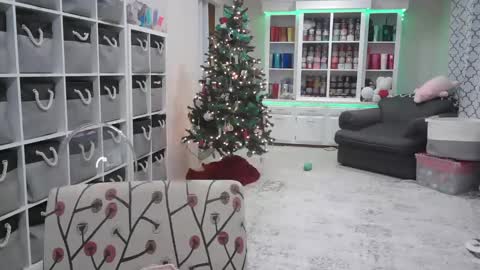 Snapshot of pugglelover chatting on 7, 12, 2024 Puggie - online show from 7, 12, 2024