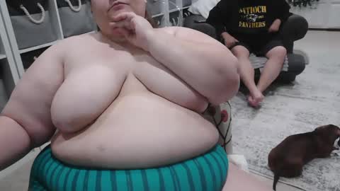 Snapshot of pugglelover chatting on 5, 1, 2025 Puggie - online show from 5, 1, 2025