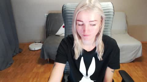 Polly online show from 17, 12, 2025