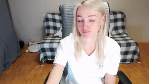 Snapshot of puma_ma chatting on 11, 2, 2026 Polly online show from 11, 2, 2026