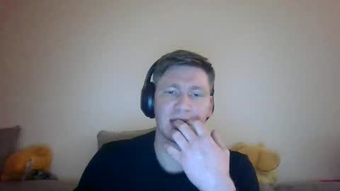 punkindrublic25 online show from 6, 4, 2026